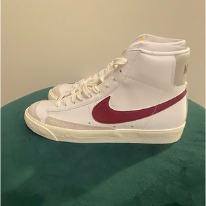 BRAND NEW Nike Blazer Mid ‘77 Vintage Men’s shoes